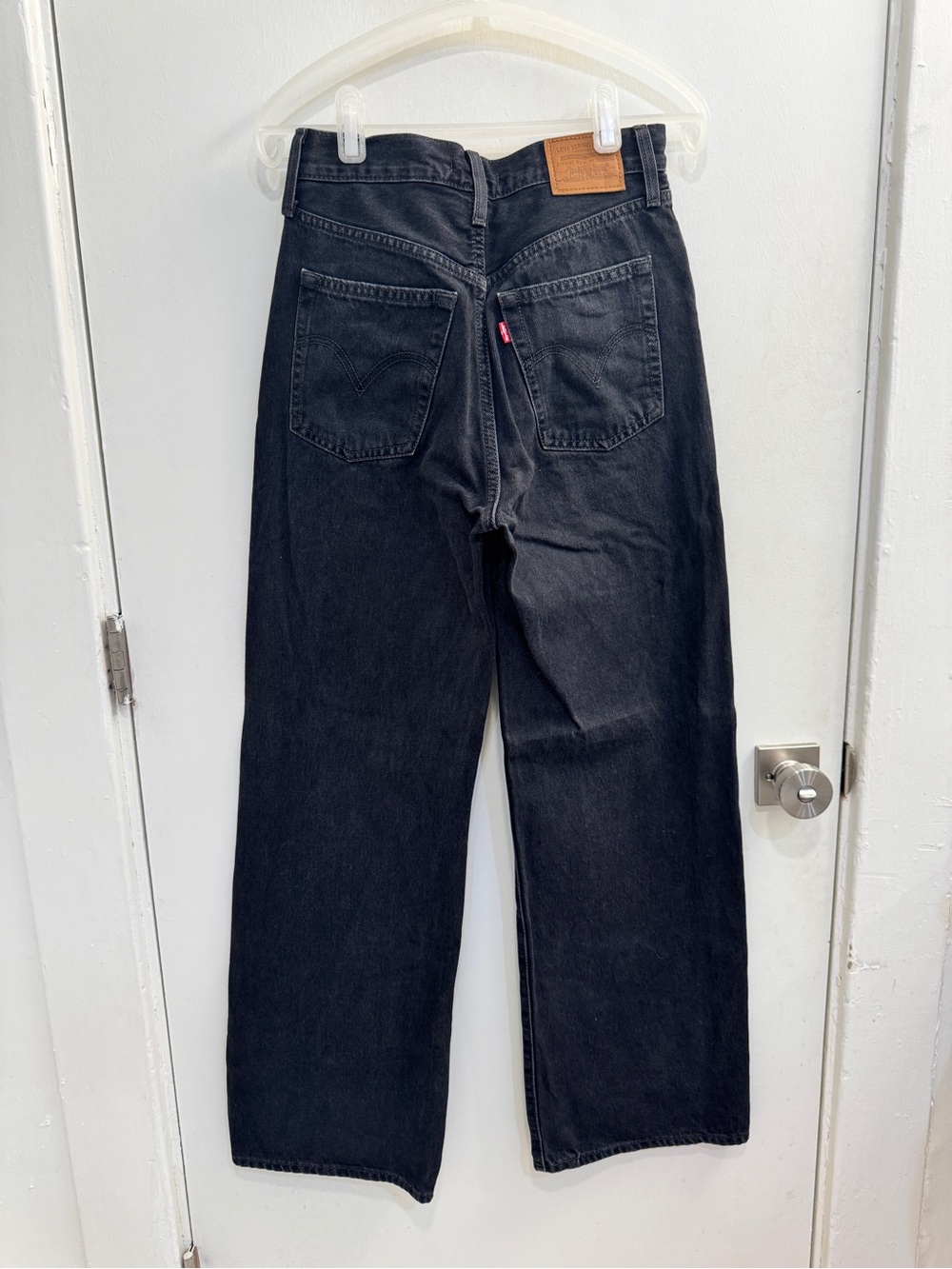 Levi’s Ribcage Wide Leg Jean - Picture 4 of 7